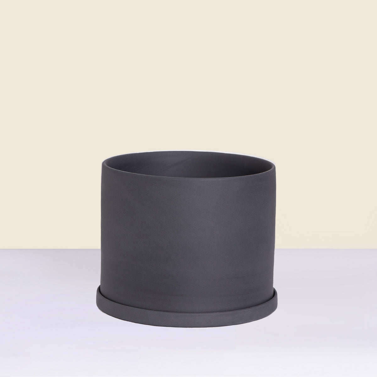 Medium Black Plant Pot